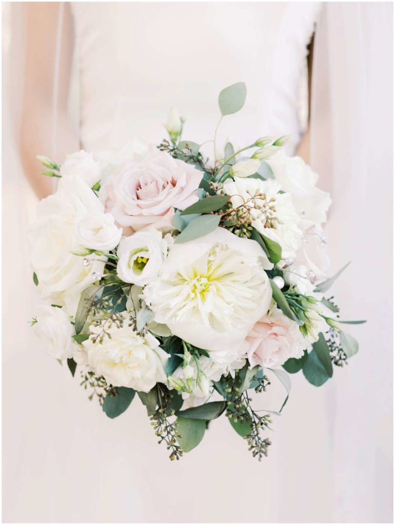 Timber Point Mansion wedding florals