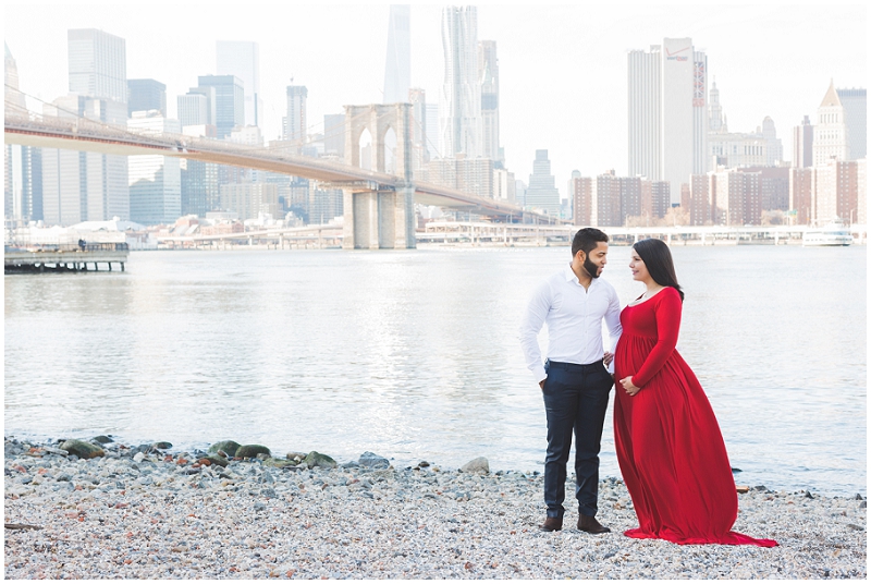 Dumbo Maternity Photos by the water